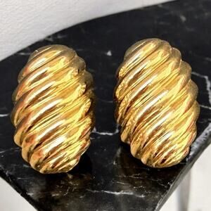 Vintage Monet Earrings Gold Tone Shrimp Shell Oval Dome Button Clip On Classic